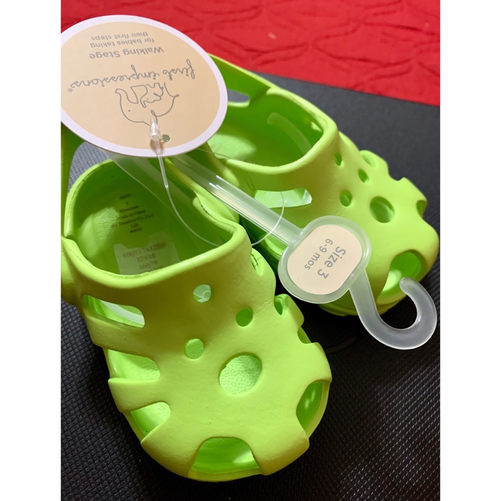 Baby boy/girl sandals size 3